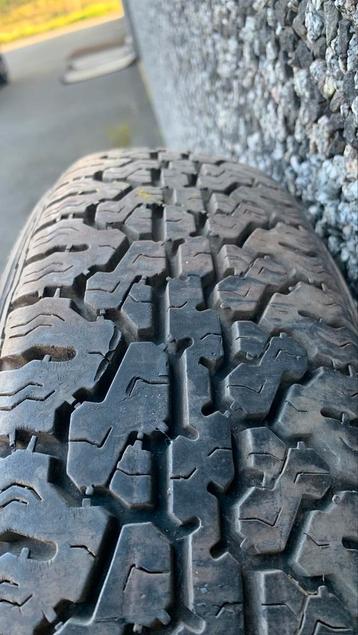 Lot de 2 pneus Firestone S211 145 SR 15