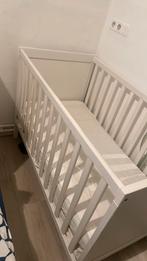 Babybed met matras aerosleep, Kinderen en Baby's, Kinderkamer | Complete kinderkamers, Ophalen, Zo goed als nieuw