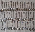 Lot 42 souvenirslepeltjes ( Souvenir Lepel Lepeltjes ), Antiek en Kunst, Antiek | Bestek, Ophalen of Verzenden