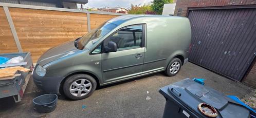 Vw caddy 1.9tdi 105pk 2005bj Airco Parkiercenzoren Trekhaak, Auto's, Bestelwagens en Lichte vracht, Particulier, Trekhaak, Ophalen