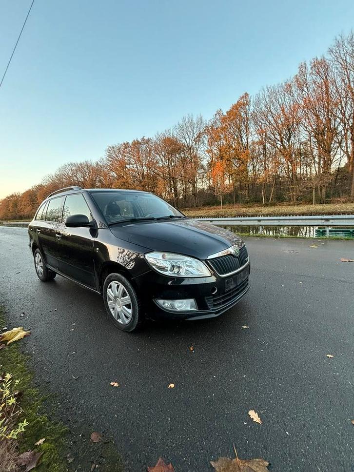 Skoda fabia combi 1.2 benz 150D km  met keuring voor verkoop, Auto's, Skoda, Particulier, Fabia, Achteruitrijcamera, Benzine, Euro 4