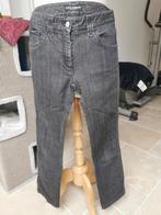 Mooie dames jeans van Dolce & Gabbana, Kleding | Dames, Ophalen of Verzenden, Zo goed als nieuw, Maat 42/44 (L), Grijs
