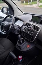 Renault kangoo compact 2014 1.5dCi met veel opties., Auto's, Bestelwagens en Lichte vracht, Voorwielaandrijving, Stof, Zwart, 4 cilinders