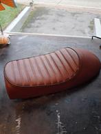 Splinternieuw zadel voor brommer, Fietsen en Brommers, Brommers | Toebehoren, Ophalen