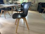 4 kuipstoelen van Bo Concept.kleur zwart met poten in eik., Huis en Inrichting, Modern scandinavisch, Zwart, Zo goed als nieuw