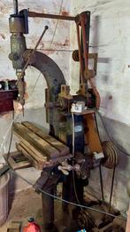 Antieke tafelboormachine en soort frees?, Ophalen