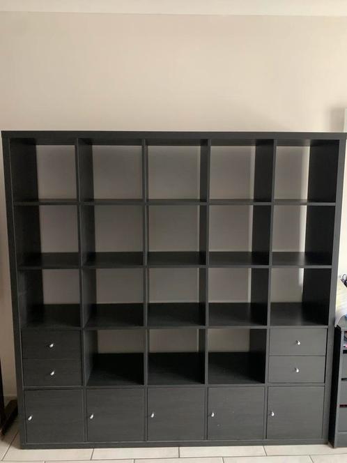 KALLAX wandplank zwartbruin, Huis en Inrichting, Kasten |Televisiemeubels, Zo goed als nieuw, 150 tot 200 cm, 150 tot 200 cm, 25 tot 50 cm