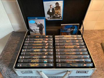 James Bond 007 unieke verzameling in mooi koffer verzameling