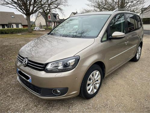VW touran 2,0 TDI, Auto's, Volkswagen, Particulier, Touran, Bluetooth, Diesel, Euro 5, 5 deurs, Automaat, Beige, Beige, Alcantara