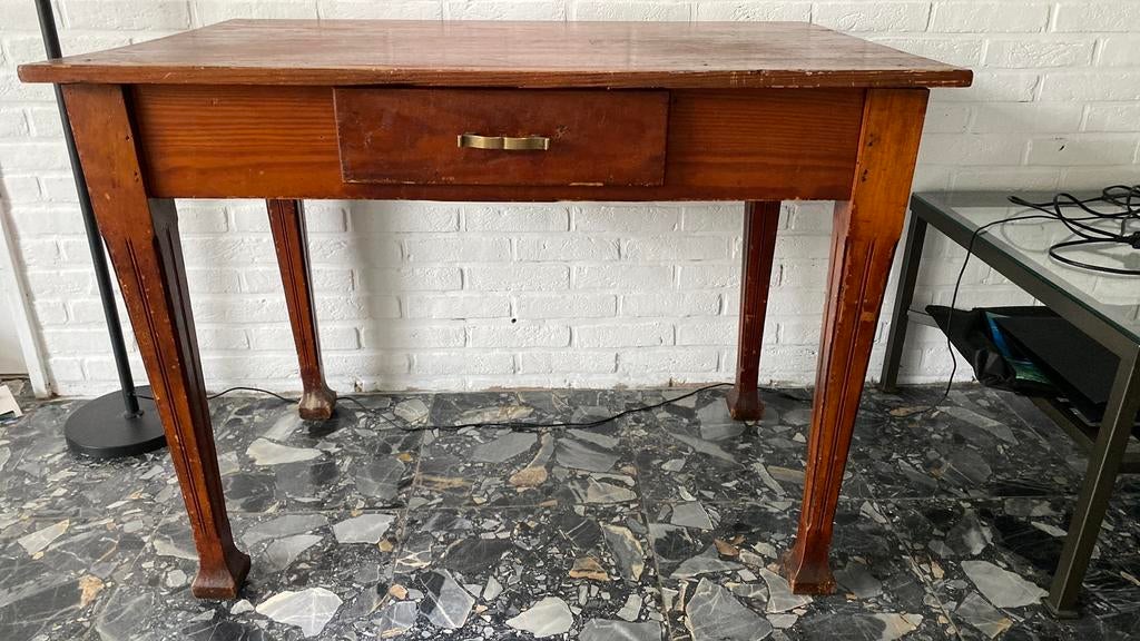 Petite table, Enlèvement, Utilisé