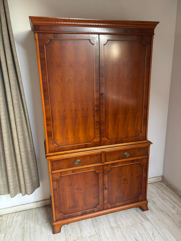 Antieke kast, Antiek en Kunst, Ophalen