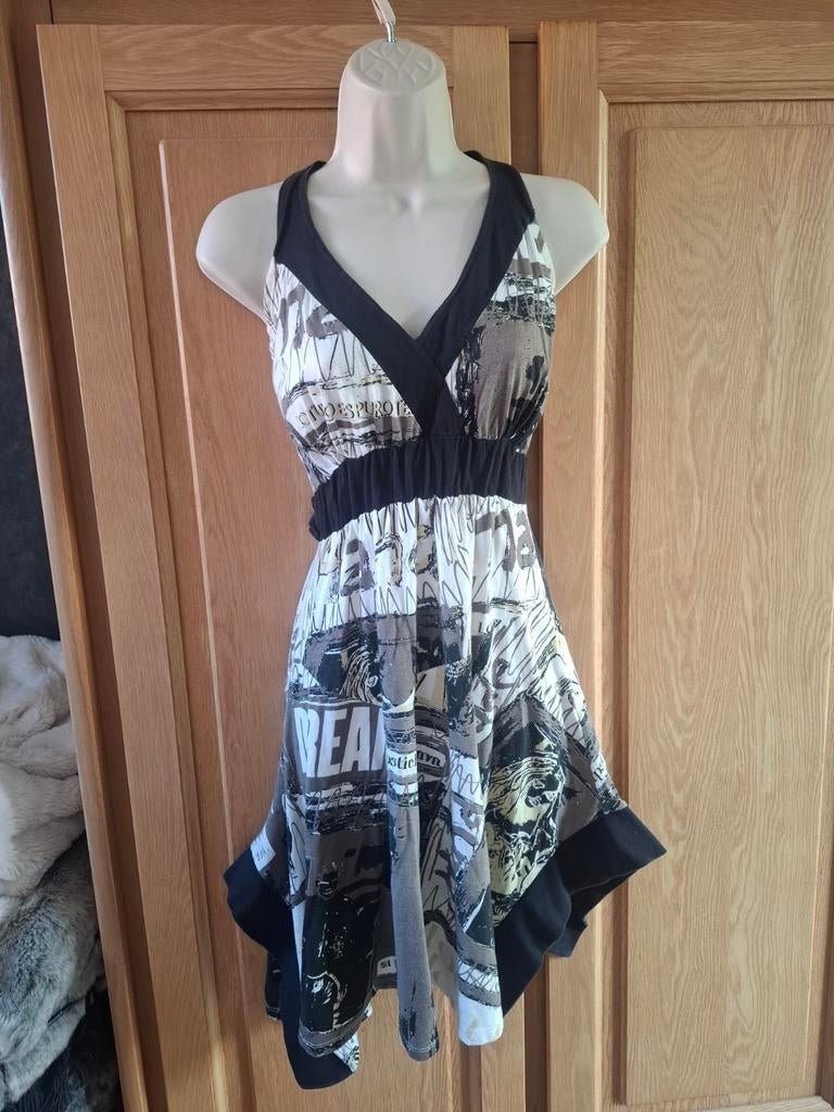 Desigal asymmetrische jurk zonder rug M/L wit beige zwart, Wit, Maat 42/44 (L), Ophalen of Verzenden, Zo goed als nieuw