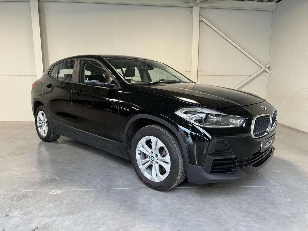 BMW X2 1.5iA xDrive25e PHEV - LED - NAVI - (bj 2020), Automaat, Gebruikt, 1820 kg, Zwart