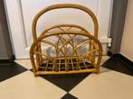 Vintage Rotan krantenmand krantenbak jaren ‘70 - ‘80, Huis en Inrichting, Ophalen of Verzenden, Gebruikt