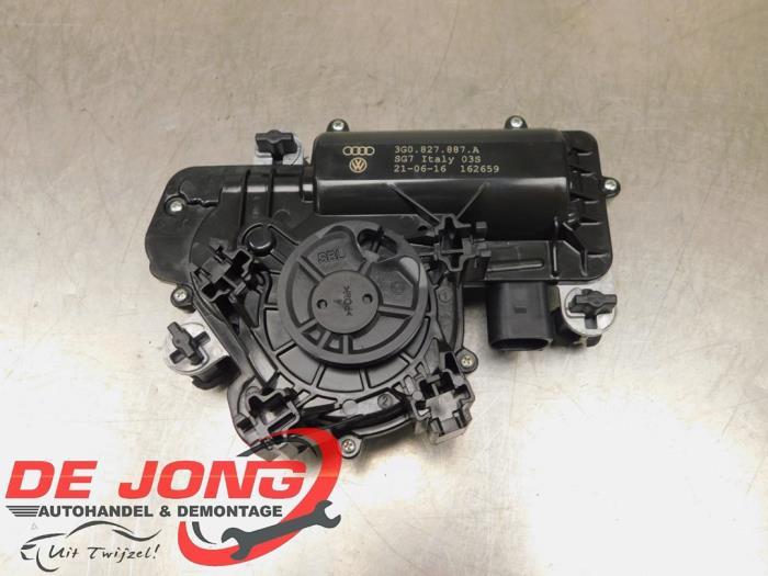 Slotmechaniek Achterklep van een Volkswagen Passat, Gebruikt, -, Volkswagen, -