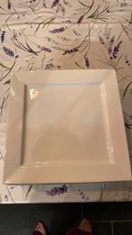 12 witte hele grote cosy trendy borden, Ophalen, Zo goed als nieuw