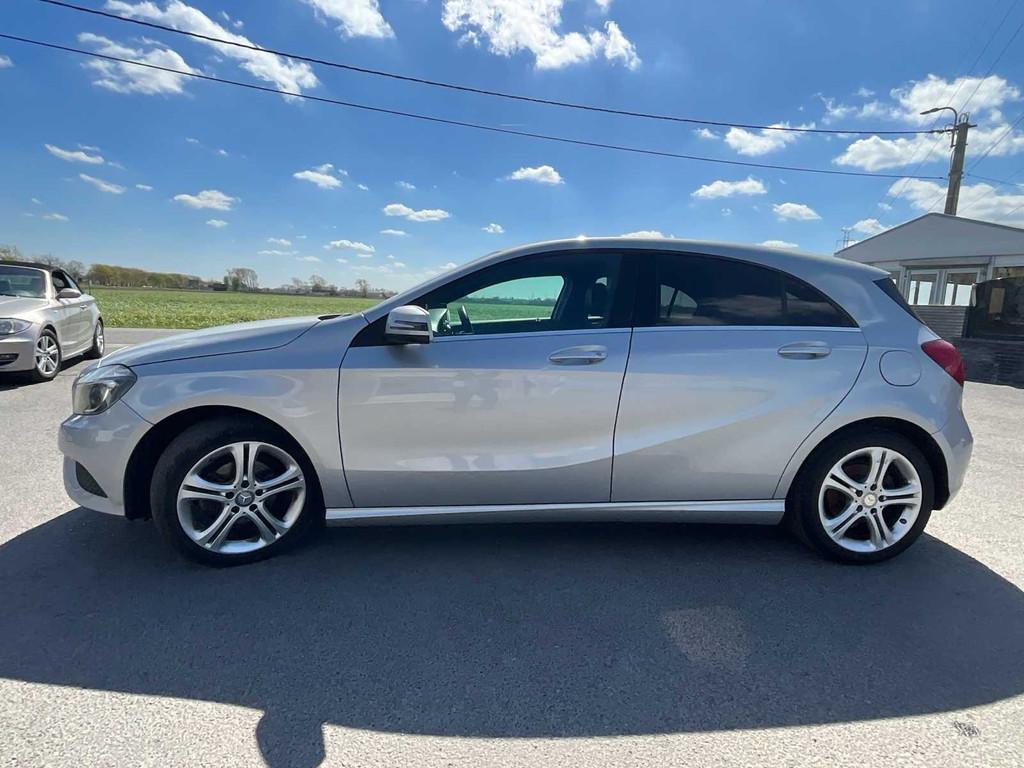 2015 MERCEDES-BENZ A180 CDI 245G Mercedes benzine, Auto's, Gebruikt, Bedrijf, Diesel, Overige carrosserie