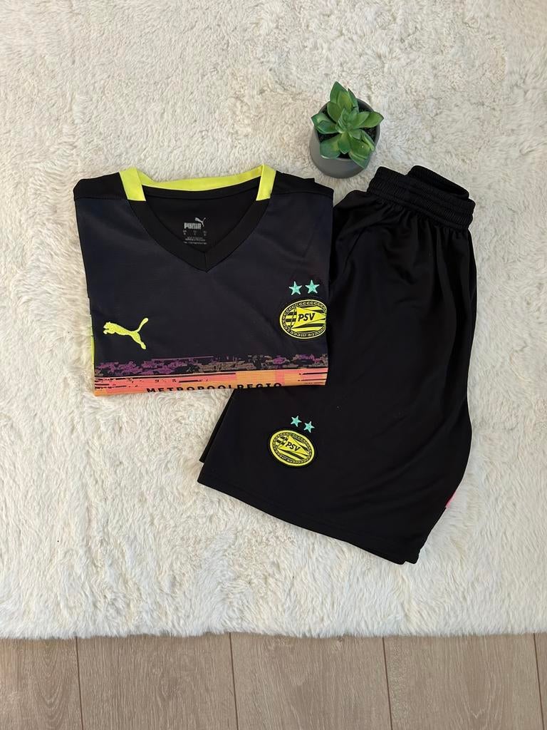 PSV Set - Maat M - Puma shirt/short, Ophalen of Verzenden, Zo goed als nieuw, Maat 48/50 (M)