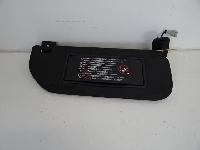 PARE-SOLEIL DROIT Citroën DS5 (KD / KF) (01-2011/07-2015), Citroën, Mevr. I. Hauben, Utilisé, Rue de l'Espoir 34 34
4030  GRIVEGNÉE, BE