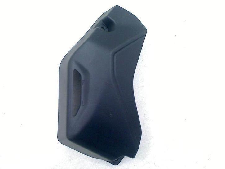 CADRE DE COUVERTURE CADRE DROIT Suzuki GSX-8S (01-2023/-), Motos, Pièces | Suzuki, Utilisé