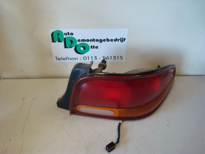Achterlicht rechts van een Chrysler Stratus, Auto-onderdelen, Verlichting, Chrysler, Gebruikt, Ophalen of Verzenden