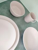 Poederroze servies ikea, Ophalen, Gebruikt, Effen, Compleet servies