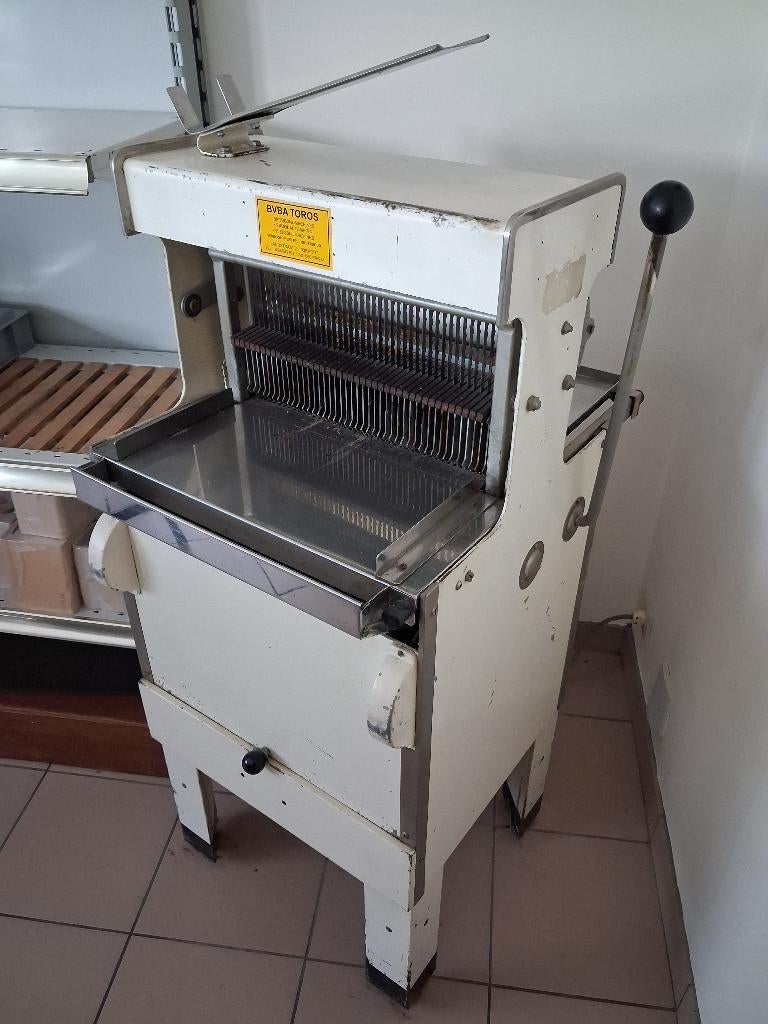 Broodsnijmachine, Elektronische apparatuur, Broodbakmachines, Ophalen