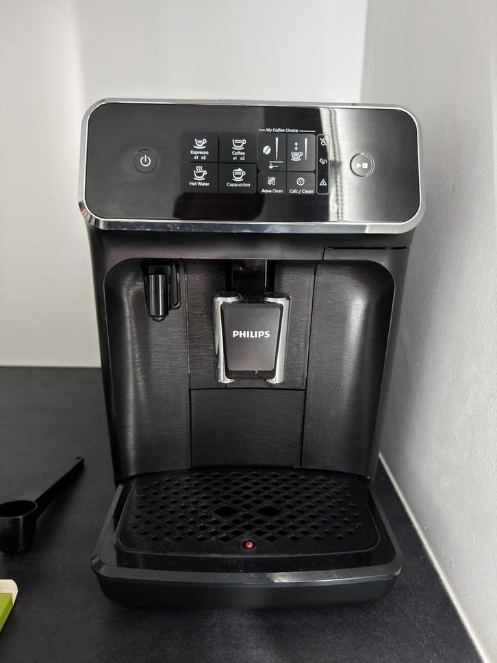 Philips EP2230/10 LatteGo, Electroménager, Cafetières, Comme neuf, Café moulu, Café en grains, Cafetière, 4 à 10 tasses, Tuyau à Vapeur