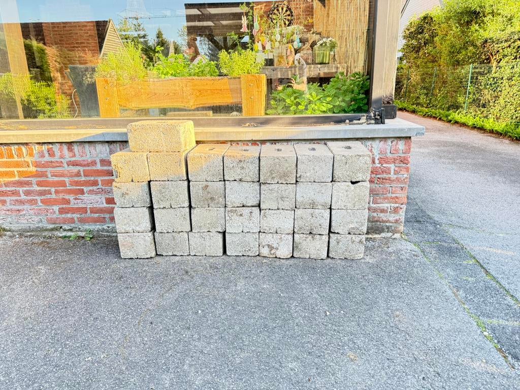 Gratis betonklinkerd op te halen, Jardin & Terrasse, Gaze & Fils, Enlèvement, Comme neuf