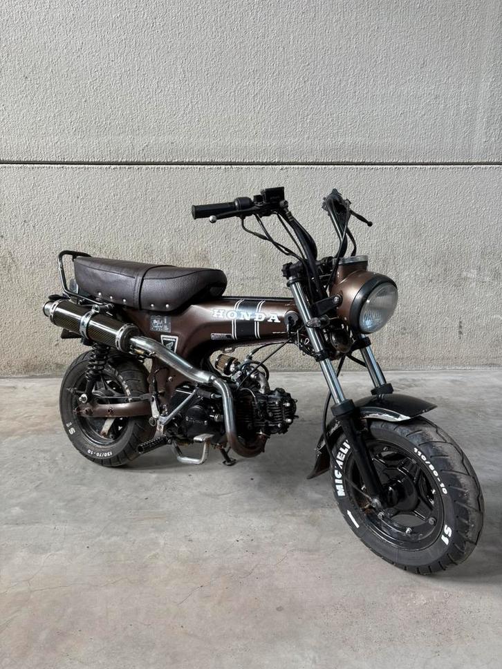 Skyteam dax 50cc, Fietsen en Brommers, Brommers | Honda, Zo goed als nieuw, Ophalen