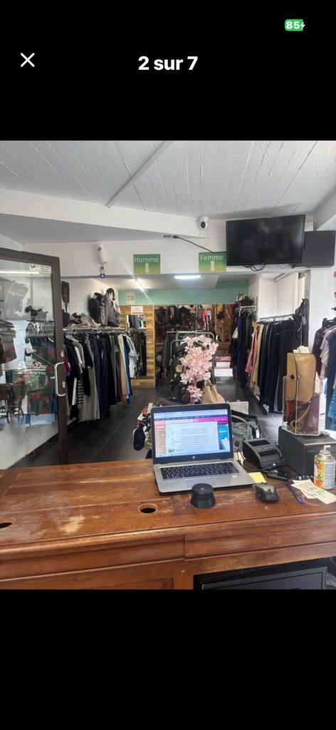 À remettre – friperie active à La Louvière, Diversen, Overige Diversen, Ophalen of Verzenden