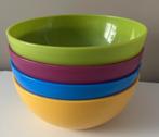 4 bols en plastique, Enlèvement ou Envoi, Utilisé