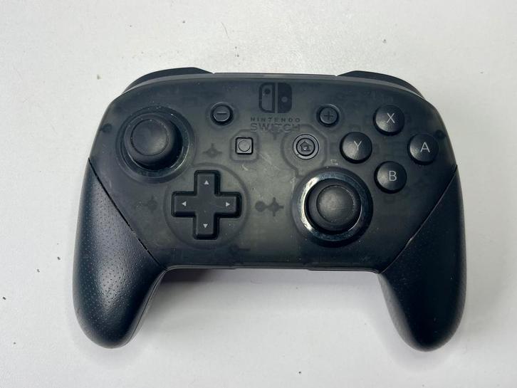 Manette Nintendo Switch Pro Officielle - Parfait état, Consoles de jeu & Jeux vidéo, Consoles de jeu | Nintendo Switch, Comme neuf