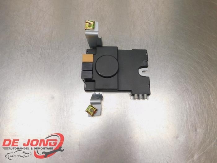 Antenne amplificateur d'un Audi A3, Autos : Pièces & Accessoires, Électronique & Câbles, Audi, Utilisé, 3 mois de garantie, Enlèvement ou Envoi