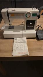 Machine a coudre toyota, Hobby & Loisirs créatifs, Machines à coudre & Accessoires