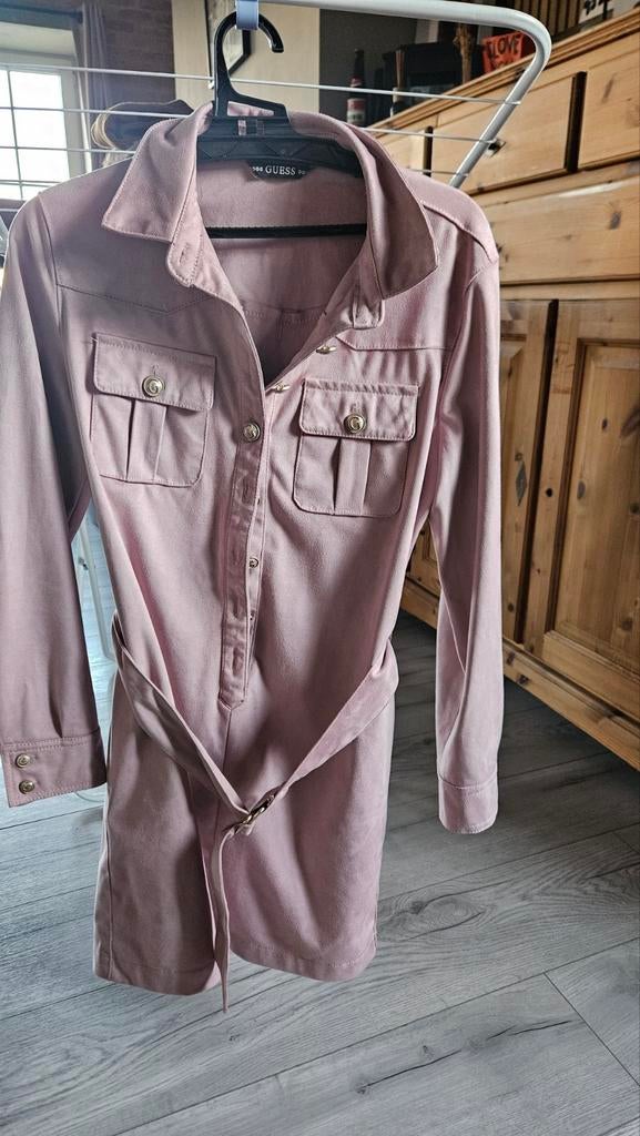 Robe Guess pour fille 12 ans, Enlèvement, Comme neuf, Taille 152