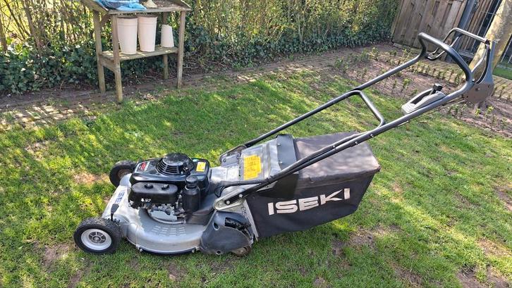 Iseki benzine walsmaaier sw8210 pro ., Tuin en Terras, Grasmaaiers, Gebruikt, Benzine-grasmaaier, 50 cm of meer, Cirkelmaaier