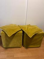 2 poefjes en bijhorende kussens Heytens, Ophalen, Zo goed als nieuw, Geel