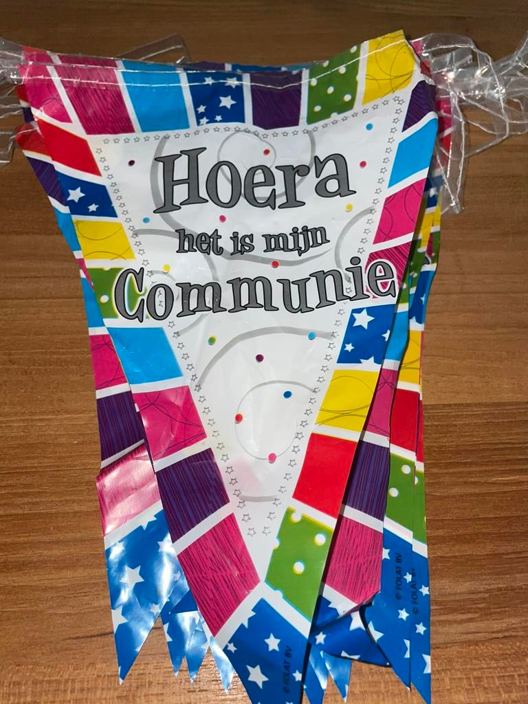 vlag communie 6-7 m lang,15 vlaggetjes, Diversen, Vlaggen en Wimpels, Ophalen, Zo goed als nieuw