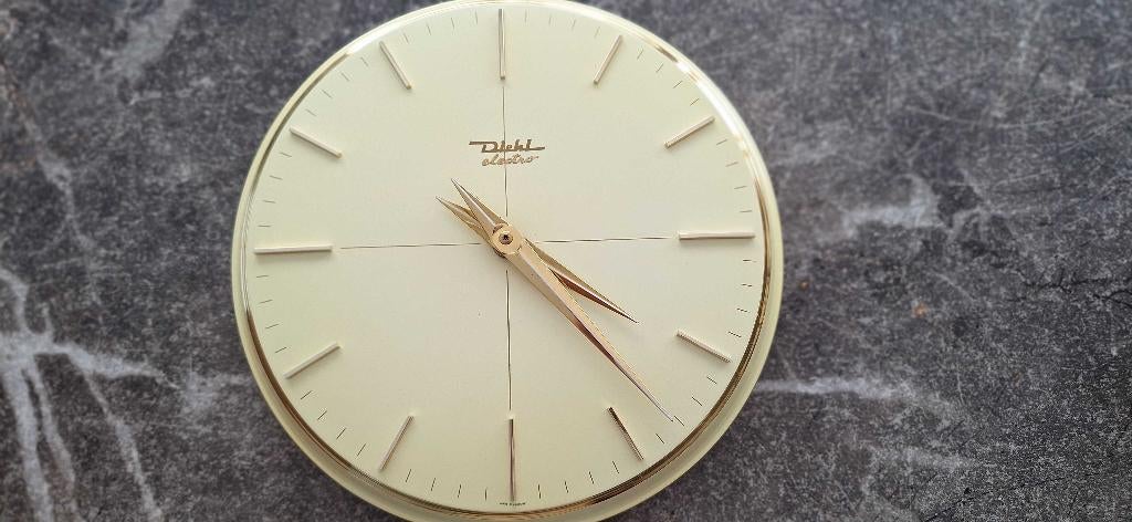 Klok Diehl Electro - pastel gele klok, Maison & Meubles, Accessoires pour la Maison | Horloges, Enlèvement