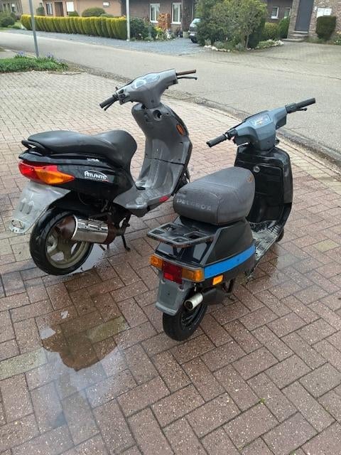 2 scooters 50 euro, Vélos & Vélomoteurs, Scooters | Peugeot, Enlèvement