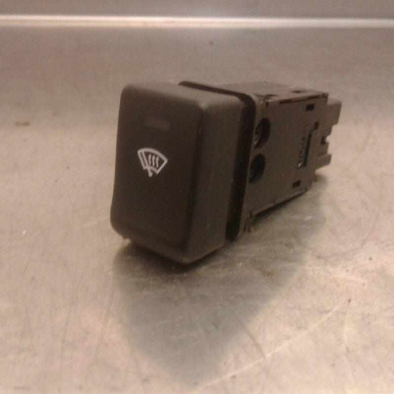 INTERRUPTEUR DEGIVRAGE LUNETTE ARRIÈRE Forester (SG), Utilisé, Subaru