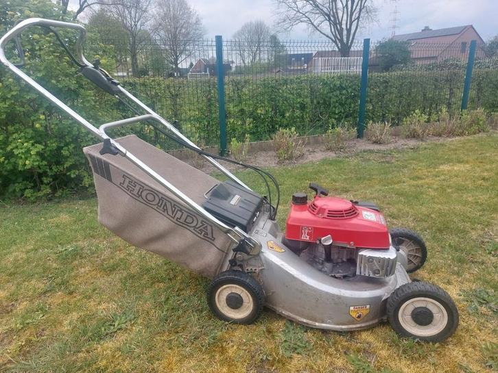 Honda HR194 zelftrekker grasmaaier met 2 versnellingen, Tuin en Terras, Grasmaaiers, Versnellingen, Ophalen