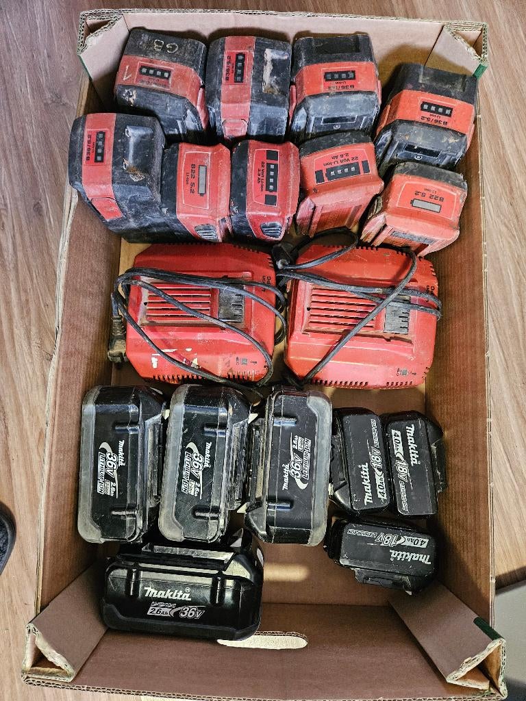 Hilti en Makita batterijen defect!, Ophalen, Gebruikt