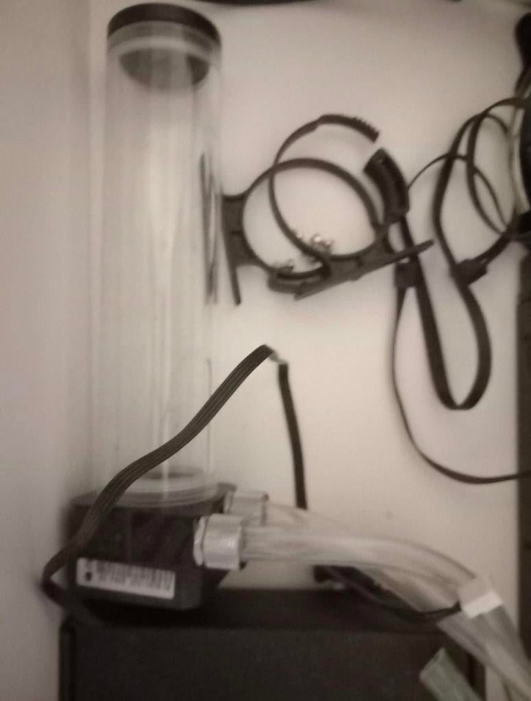 Watercooling custom, Informatique & Logiciels, Enlèvement, Comme neuf