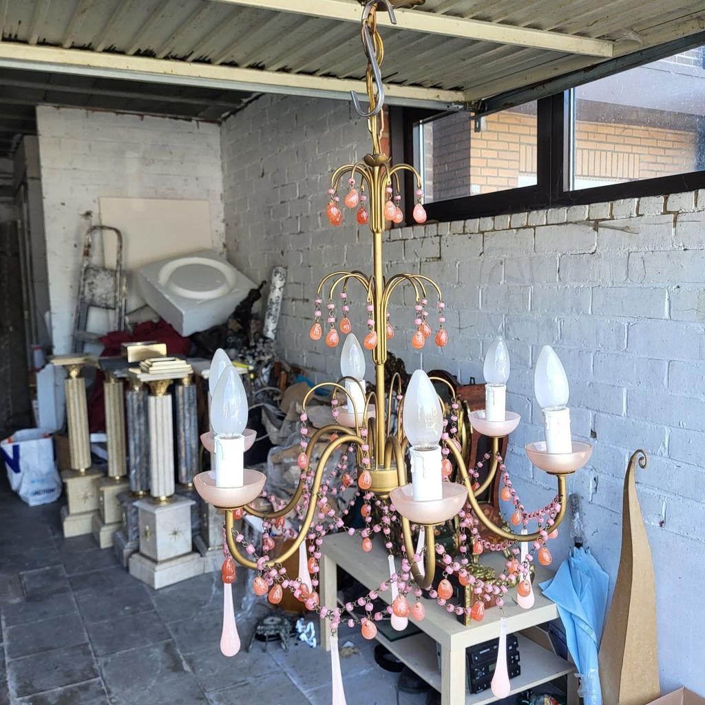 Lustre opalin - Venise, Enlèvement