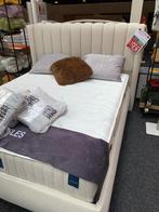 Lit boxpring avec coffre 180x200, Tissu, Queen size, Enlèvement, Utilisé