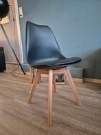 Chaises tulipe neuves . Noir et bois clair, Maison & Meubles, Chaises, Neuf, Bois, Tulipe, Enlèvement