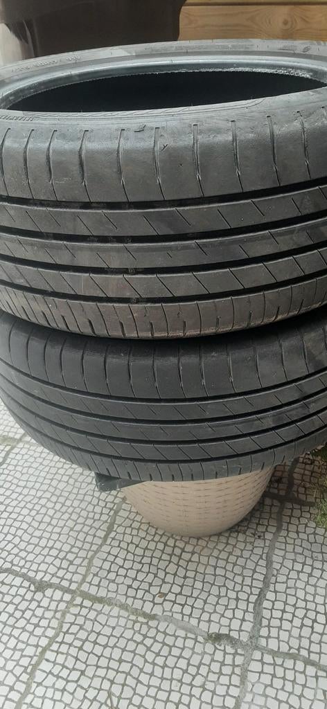 Pneus 215 50R   217, Ophalen