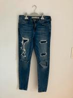 Jeans a trous femme taille 38, Vêtements | Femmes, Jeans, Enlèvement ou Envoi, Comme neuf